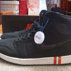 Size 10.5 - Paris Saint-Germain x Air Jordan 1 Retro OG High Shoes